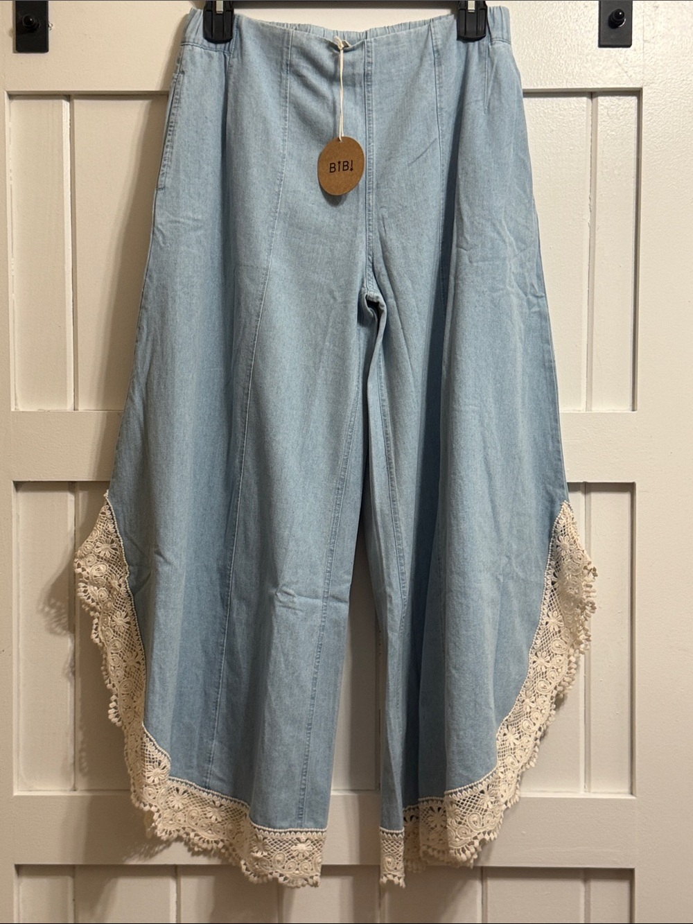 BiBi Light Blue Wide-Leg Jeans with Cream Crochet Trim